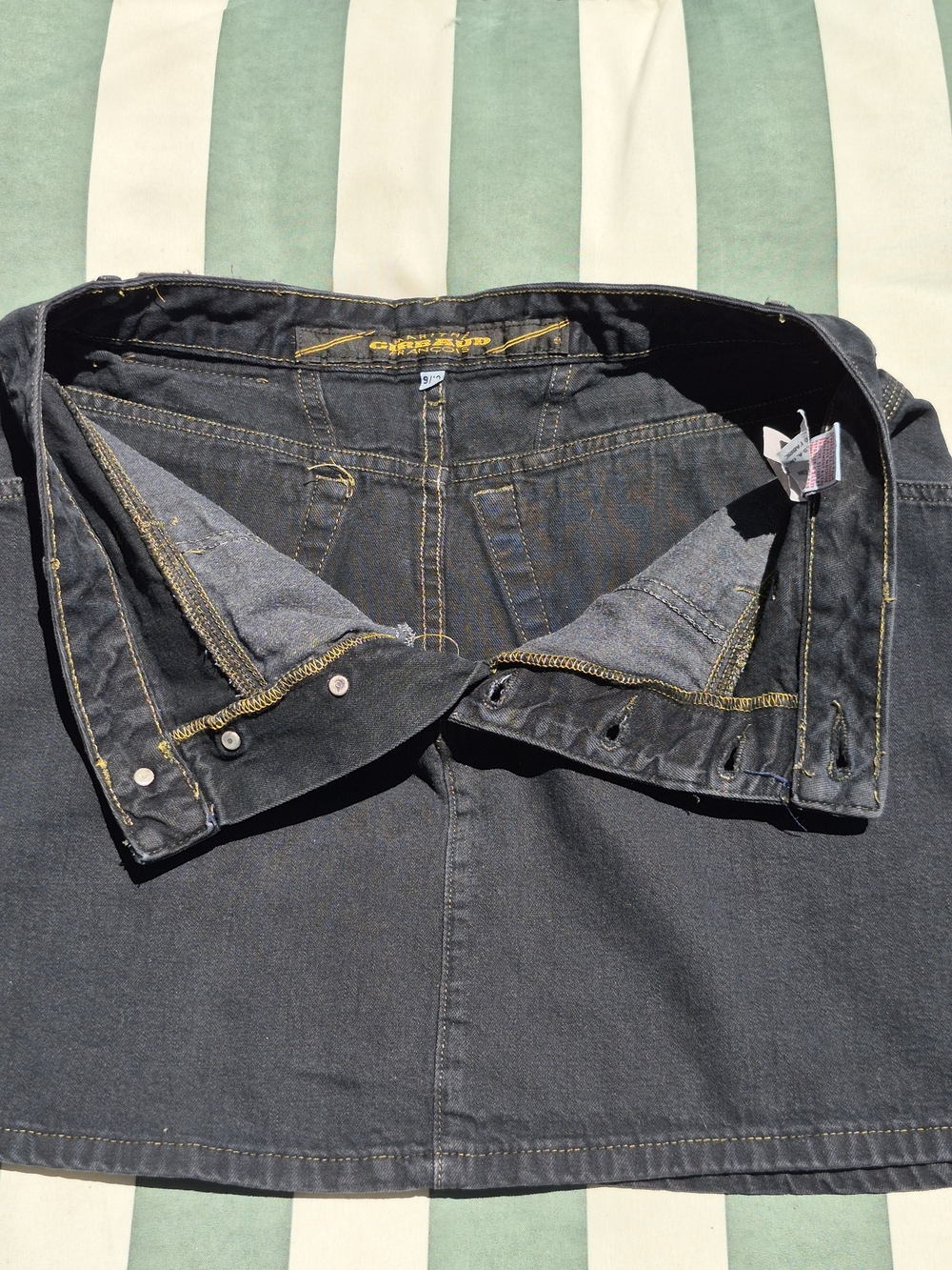 VINTAGE 90's MARITHE' FRANCOIS GIRBAUD BLK Denim Button-Front A-Line Skirt-9/10 - Picture 3 of 13